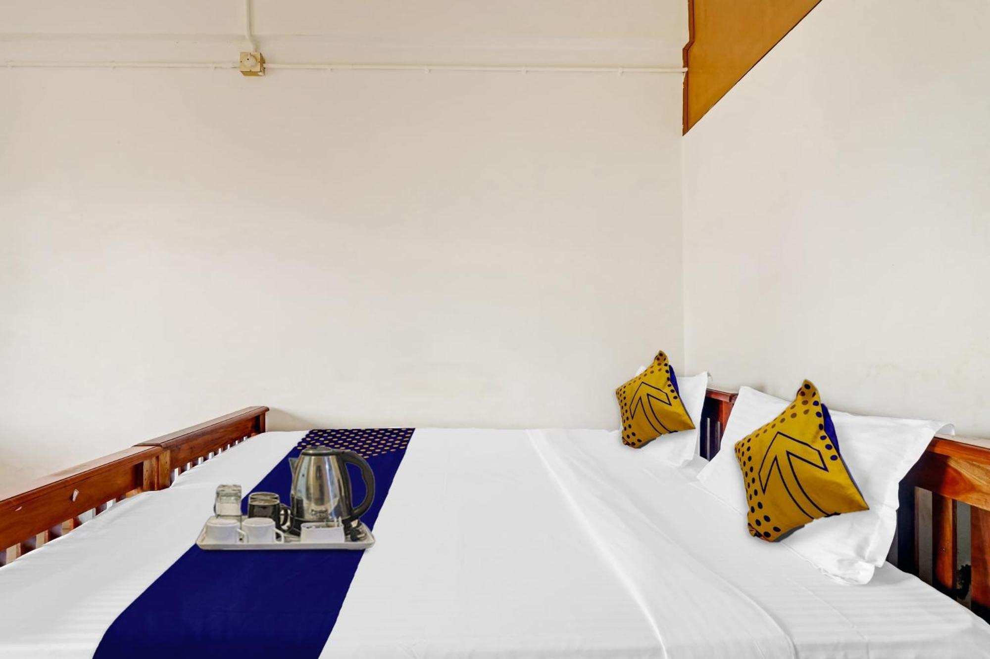 Spot On Jayesh Guest House ナーシク エクステリア 写真